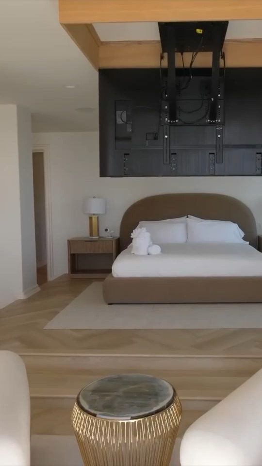 A serene bedroom at the retreat house
